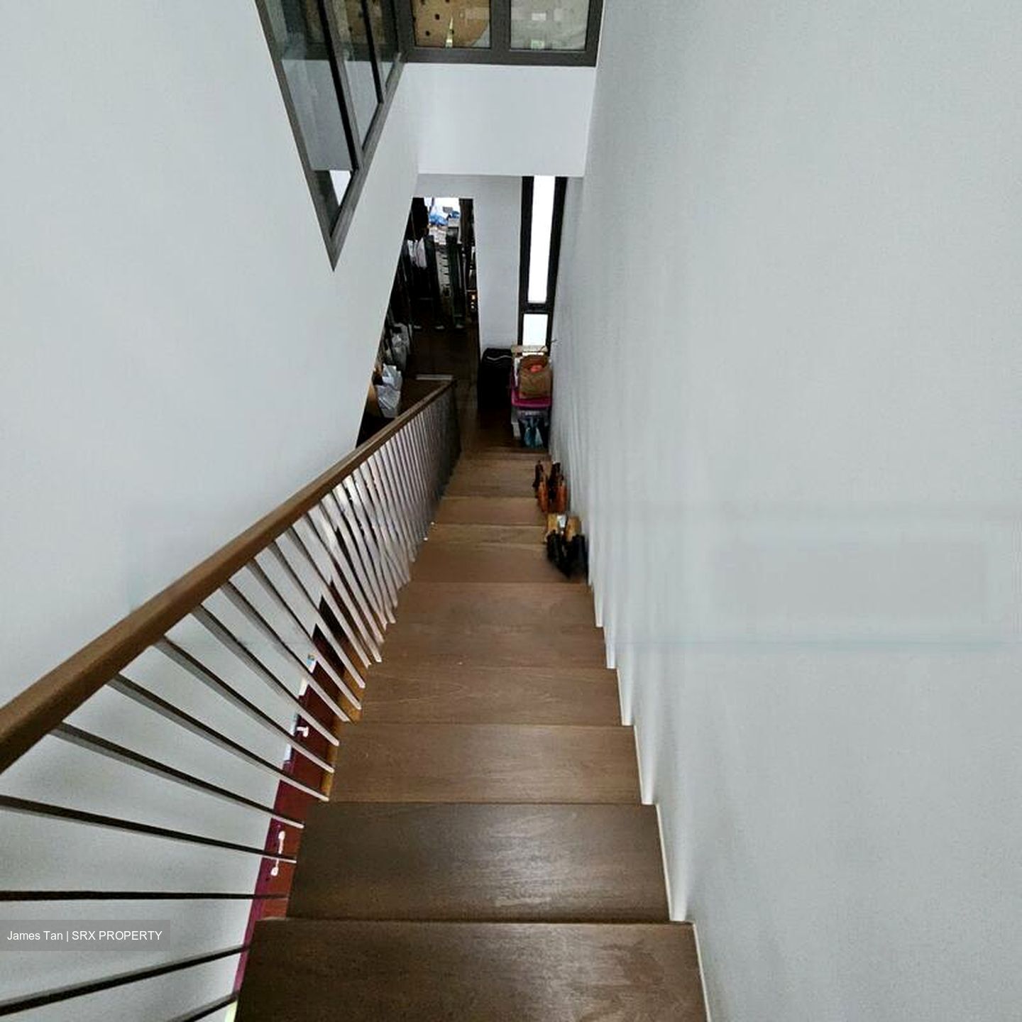 Kovan Regency (D19), Terrace #439403531